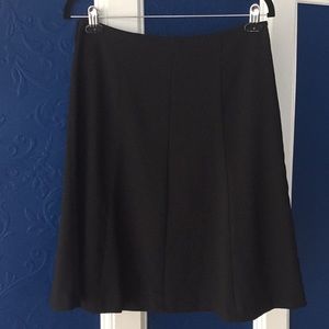 Liz Claiborne black skirt. Side zip size 8